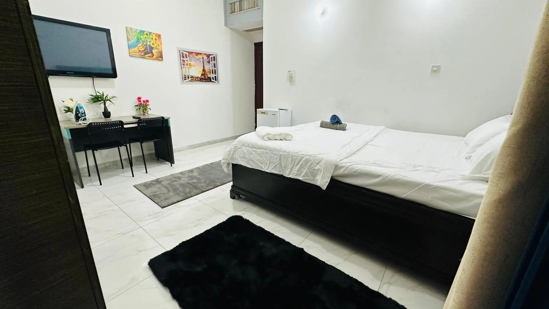 Homestay Abu Dhabi Center - For Elites Apartment