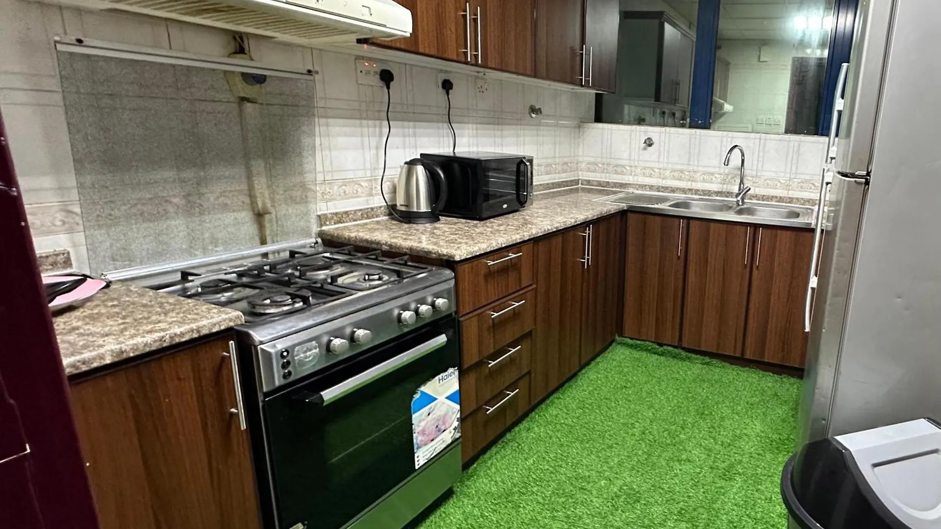Homestay Abu Dhabi Center - For Elites Apartment United Arab Emirates